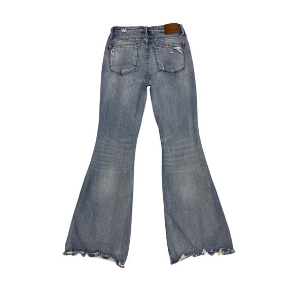 Judy Blue Flare Jeans Jocelyn Mid Rise Tummy Control Blue Size Women's 7 / 28 - Picture 2 of 5